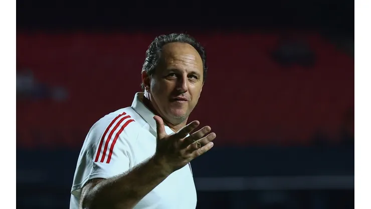 Foto: Marcello Zambrana/AGIF | Apresentador se irrita com Rogério Ceni