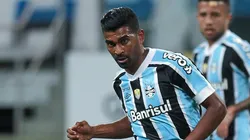 - Thiago Santos vem sendo criticado no Imortal