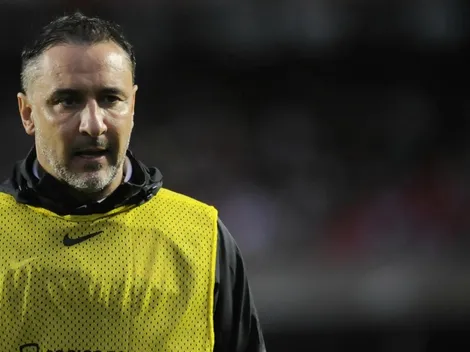 Jornalista não poupa palavras e detona Vitor Pereira após derrota no clássico