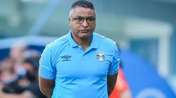 Foto: (Pedro H. Tesch/AGIF) - Roger Machado garantiu que não tem receio de utilizar os jovens jogadores do Grêmio