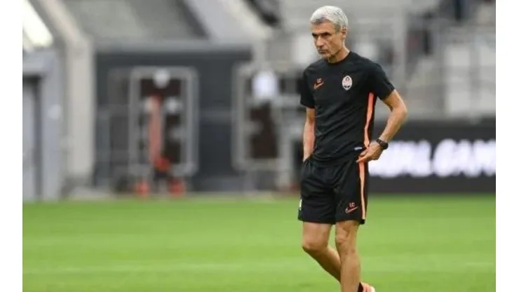 Sascha Steinbach/Pool/Getty Images/ Luís Castro e mais quatro; Comissão técnica que deve chegar ao Botafogo