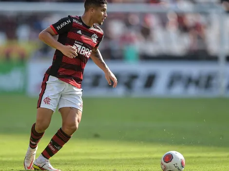 João Gomes 'fecha' com Casimiro em discussão sobre polêmica no clássico entre Flamengo e Vasco