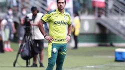 Titular absoluto de Abel revela conversa com Thiago Silva após o Mundial: “Valorizar a vitória deles”