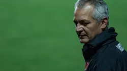 Lisca é um dos nomes cotados para comandar o Internacional (Foto: Joao Vitor Rezende Borba/AGIF)