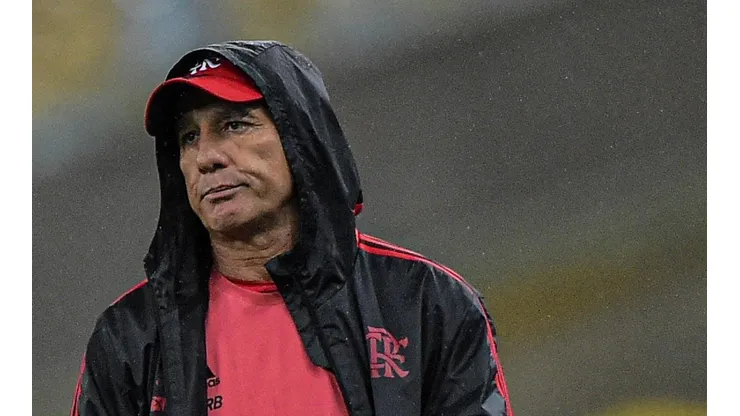 Foto: Thiago Ribeiro/AGIF - Passagem de Renato foi relembrada por Mauro Cezar