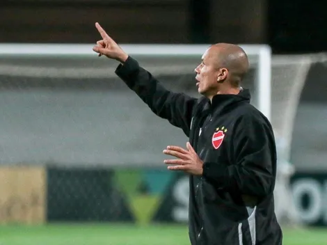 Higo Magalhães exalta o Vila Nova e compara com 'rivais': "Copa do Brasil nessa primeira fase é desesperador”