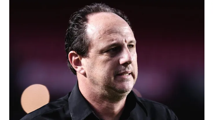 - O técnico fez alguns pedidos para a chegada de reforços na equipe