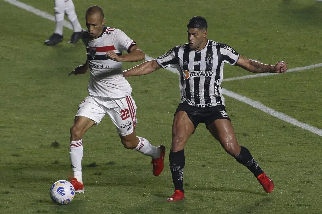 Hulk em partida contra o São Paulo – Foto: MIGUEL SHINCARIOL/Getty Images