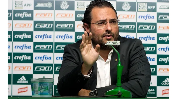 Daniel Vorley/AGIF - Alexandre Mattos é lembrado em polêmica no Palmeiras