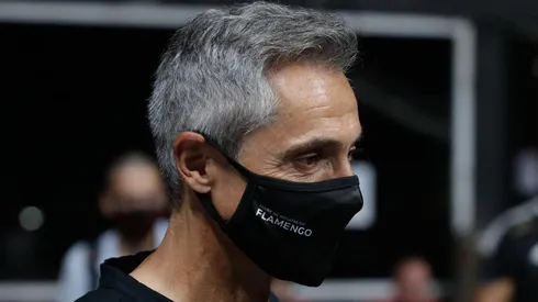 - português estava o Fla-Basquete