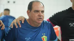 Foto: (Flickr Oficial Brusque/Lucas Gabriel Cardoso/Brusque FC) - Waguinho Dias foi informado que um de seus titulares no Brusque não deve voltar a jogar antes do início da Série B