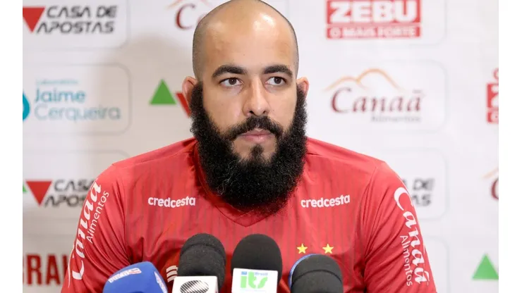 Foto: Felipe Oliveira / EC Bahia | Danilo ainda passará por uma cirurgia no olho