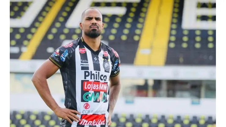 André Jonsson/OFEC. Thales surpreende na zaga do Operário-PR com bons números defensivos.