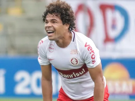 Algoz do Grêmio, Camilo, ex-Inter, vira tema de 'zoeira' de dirigente colorado