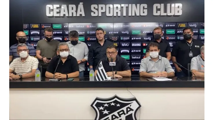 Foto: Reprodução Ceará SC/YouTube | Robinson de Castro faz pronunciamento após eliminação no Estadual