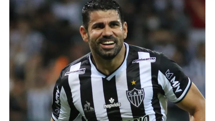 Foto: Fernando Moreno/AGIF - Diego Costa voltou a negociar com o Corinthians.