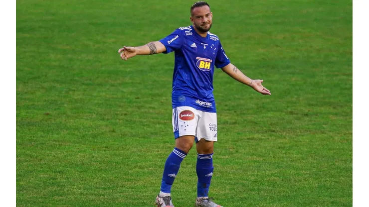 Foto: Fernando Alves/AGIF | Giovanni vira dúvida no Cruzeiro
