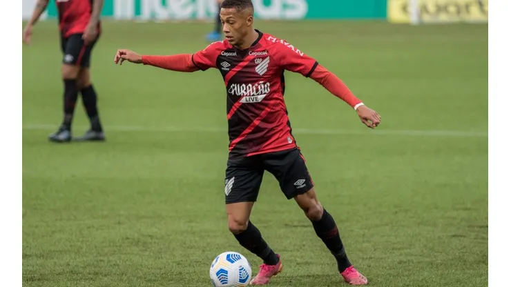 Robson Mafra/AGIF - Vitinho está ligado a retorno ao Athletico-PR