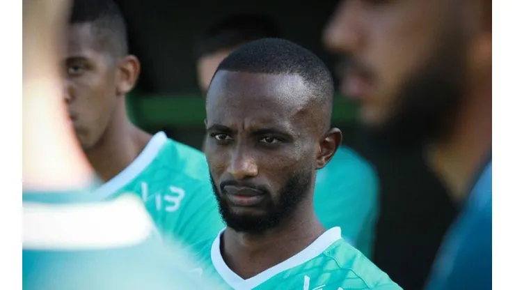 Rosiron Rodrigues/GEC/ Diego e mais um voltam a ficar à disposição de Bruno Pivetti para a estreia do Goiás na Copa do Brasil