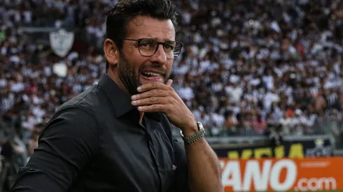 Fernando Moreno/AGIF - Alberto Valentim pode ter retorno de atacante no Athletico