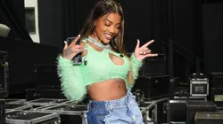 Ludmilla demonstrou que também gosta de poker (Foto: Reprodução oficial instagram Ludmilla)