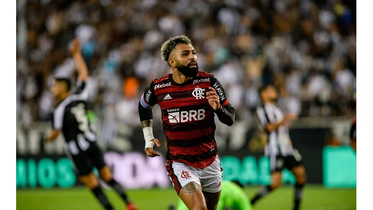Gabigol chegou aos 200 gols na carreira com o marcado sobre o Botafogo, no meio da semana