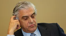 Foto: Heuler Andrey/AGIF - Petraglia toma decisão sobre o lateral Marcinho