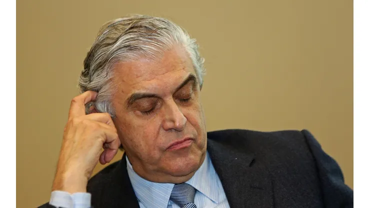 Foto: Heuler Andrey/AGIF - Petraglia toma decisão sobre o lateral Marcinho