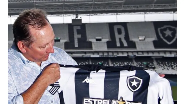 Foto: Divulgação/BFR - John Textor ganha concorrente por meia ex-Corinthians