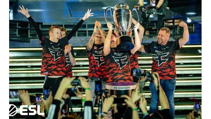 CS:GO: FaZe Clan é campeã da IEM Katowice 2022