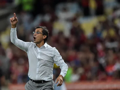 Enquanto Fábian Bustos viaja para o Brasil, o Santos 'improvisa' contra o Novorizontino