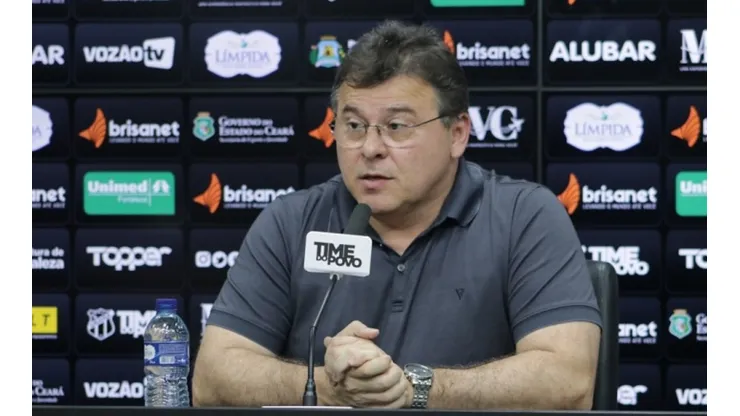 Marcelo Vidal/CearaSC. Presidente do Ceará, Robinson Castro, e diretoria do clube promovem alterações na equipe do Vozão.