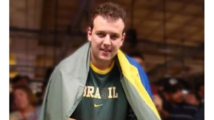 Alexandre Gomes foi o primeiro brasileiro a vencer um torneio da WSOP (Foto: Reprodução site oficial Alexandre Gomes)
