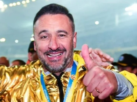 Corinthians espera conversa com Vítor Pereira para fechar contratação de “camisa 9”