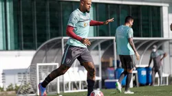 Felipe Melo não jogará o clássico contra o Vasco