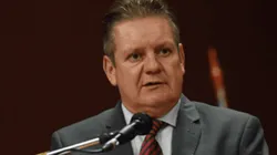 Twitter/ Conta oficial/ "Tudo é possível neste momento"; Vice-governador do RS fala sobre ataque ao ônibus do Grêmio e condições para um novo Gre-Nal