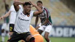 Jorge Rodrigues/AGIF - Sabino só fez duas partidas como titular esse ano