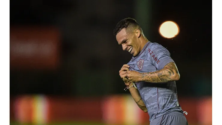 Foto: Thiago Ribeiro/AGIF | Calegari comenta triunfo na Colômbia