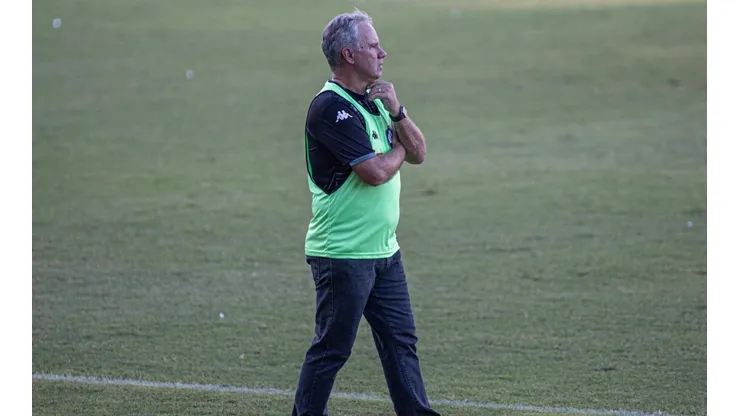 Foto: Celio Junior/AGIF - Paulo Bonamigo recebe atacante para o restante da temporada
