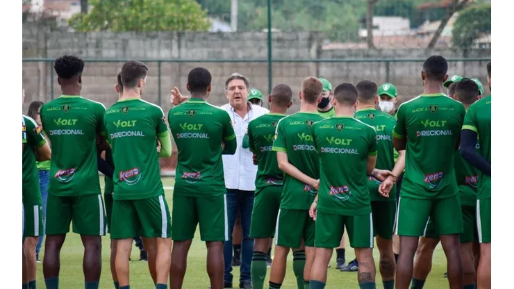 João Zebral / América. Participando pela primeira vez da Libertadores, o clube mineiro procura encorpar o elenco com nomes experientes.