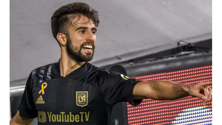 (Photo by Shaun Clark/Getty Images) - Diego Rossi tem moral com Vítor Pereira.