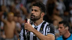 Alessandra Torres/AGIF - Diego Costa ainda não fechou com nenhum clube após sair do Galo.