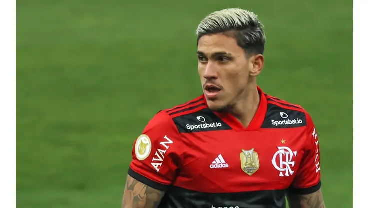 Foto: Marcello Zambrana/AGIF - Pedro amarga a reserva de Gabigol no Flamengo e recebeu proposta do Palmeiras