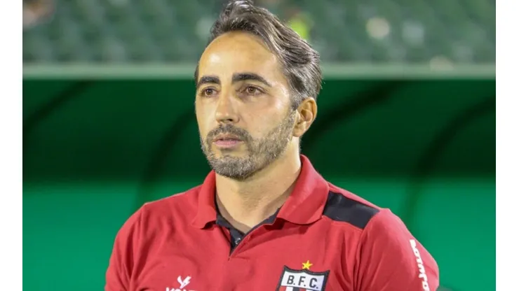 Agência Botafogo- Leandro Zago, técnico do Botafogo-SP