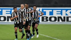 Foto: Thiago Ribeiro/AGIF | Daniel Borges e Jonathan são criticados por parte da torcida do Botafogo