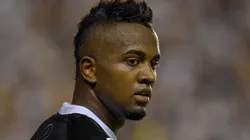 Foto: Thiago Ribeiro/AGIF - Kelvin teve Vítor Pereira como técnico no Porto.