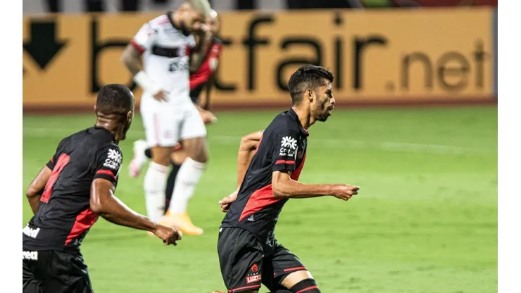 Foto: Heber Gomes/AGIF - Jorginho deve voltar ao time titular do Atlético-GO contra o Iporá