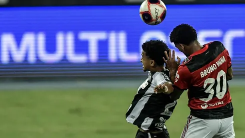 Thiago Ribeiro/AGIF/ Botafogo tenta quebrar hegemonia do Flamengo no