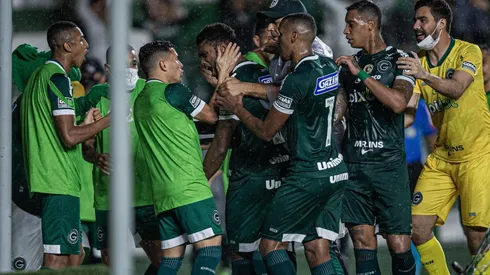 Foto: Heber Gomes/AGIF - Goiás lidera seu grupo no campeonato estadual
