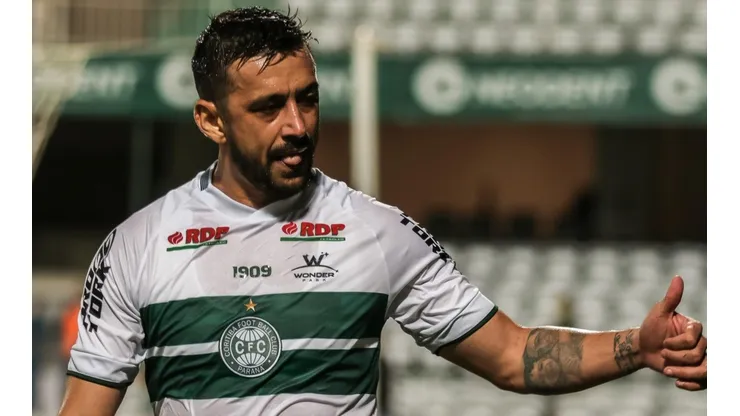 Foto: Robson Mafra/AGIF